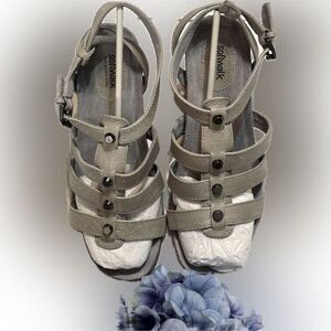 Softwalk leather wedges!